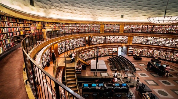 کتابخانه دانشگاه کینگز لندن
